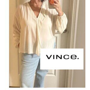 Vince Shirred Silk Blouse Womens Sz Med Draped Front Cream Colored Long Sleeve